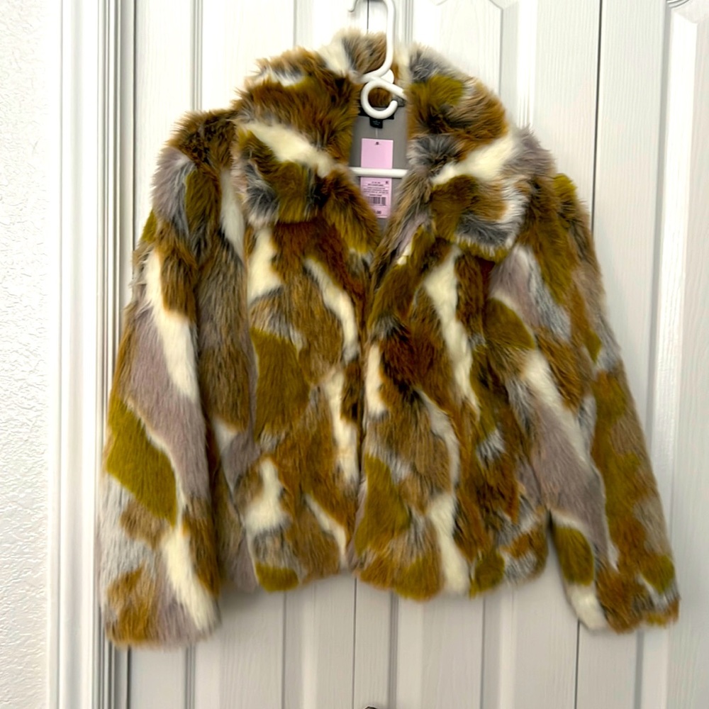 ⚠️ Limited time deal Faux fur coat